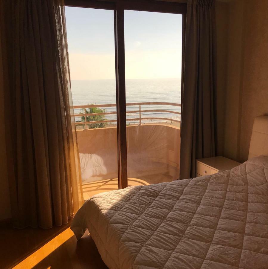 Sea View Central Apt Ithaki Larnaca Eksteriør billede