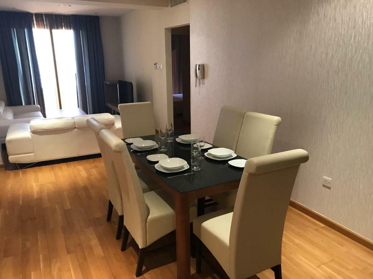 Sea View Central Apt Ithaki Larnaca Eksteriør billede