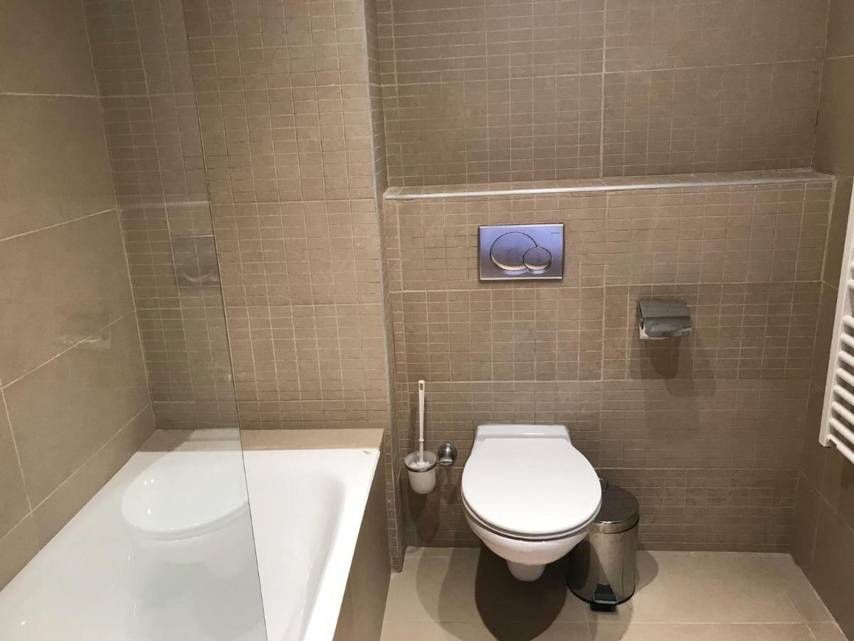 Sea View Central Apt Ithaki Larnaca Eksteriør billede