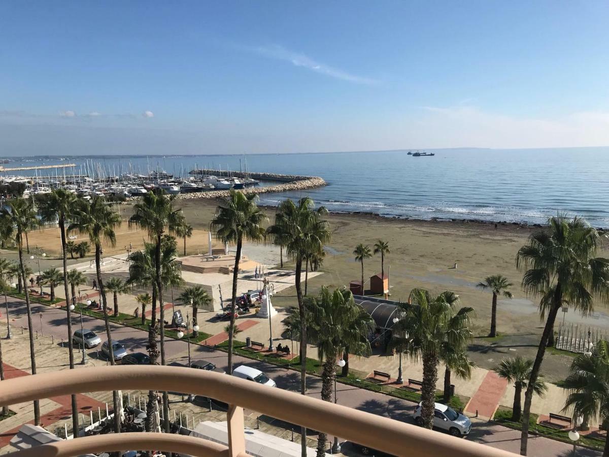 Sea View Central Apt Ithaki Larnaca Eksteriør billede