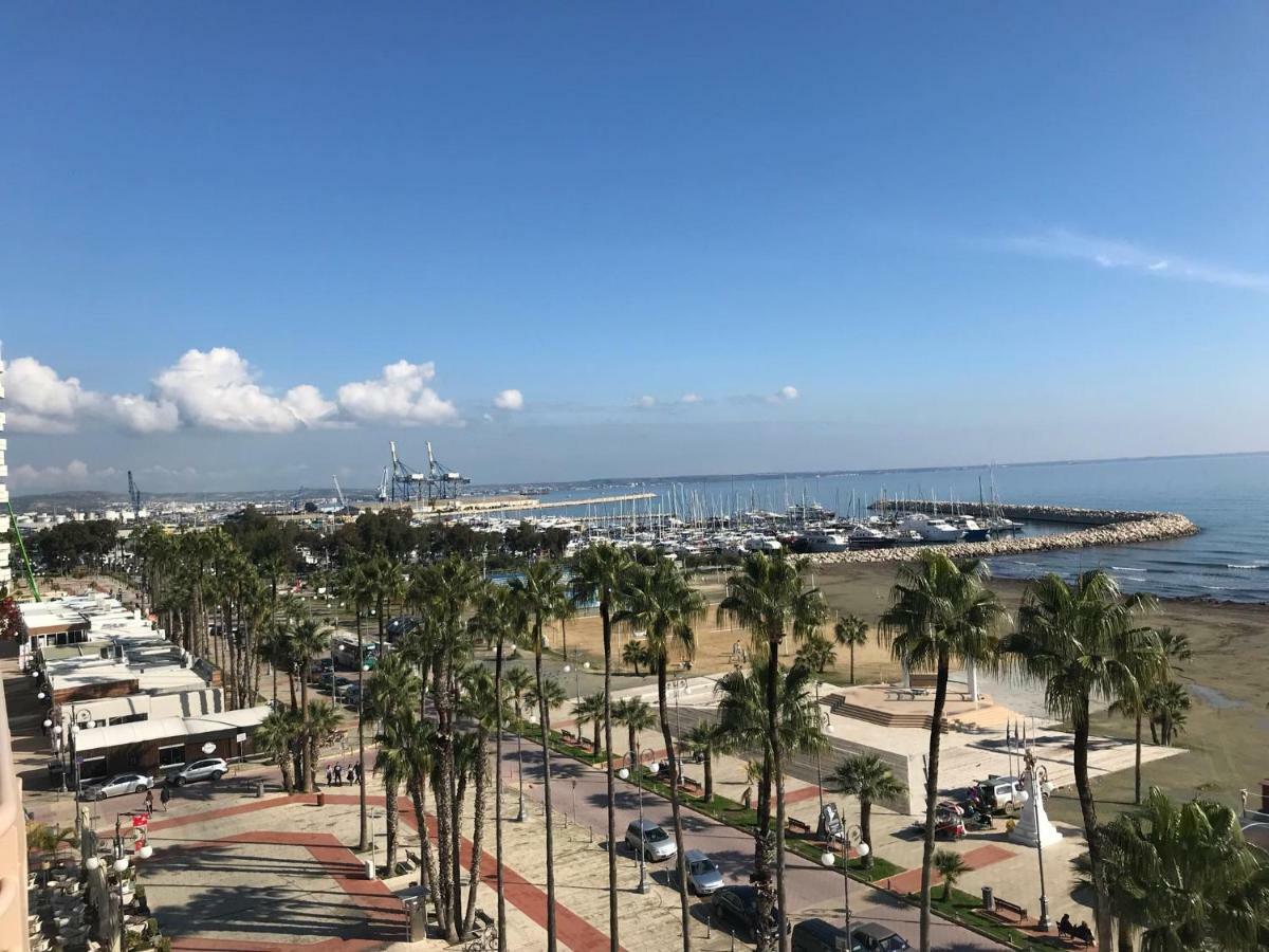 Sea View Central Apt Ithaki Larnaca Eksteriør billede